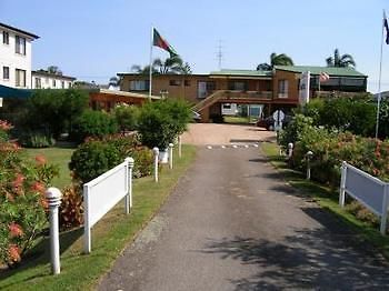 Lake Front Motel ジ・エントランス エクステリア 写真
